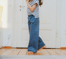 Classic Wide Leg Pants