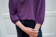 sew a women's blouse