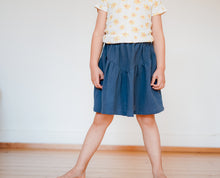 V - Skirt pattern