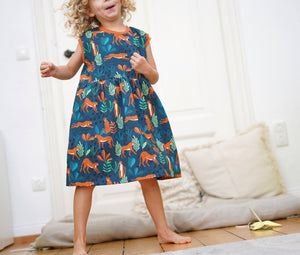 sew an easy knit dress for children with a pattern