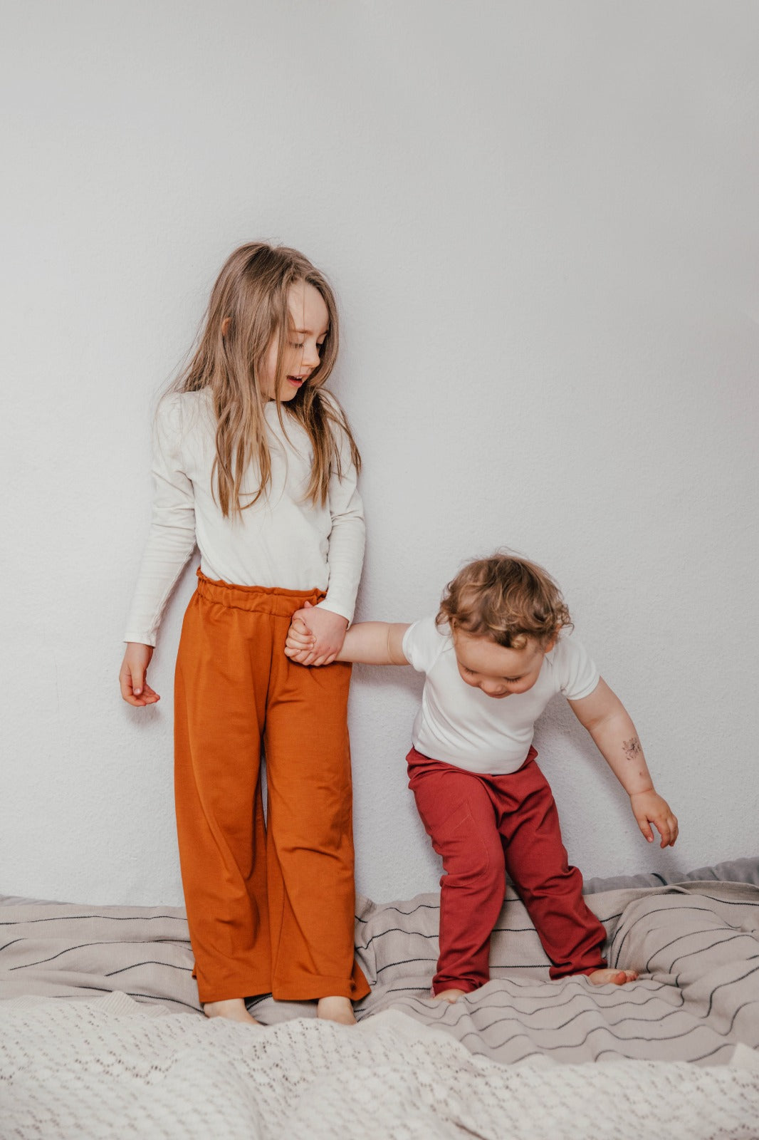 Sewing simple elastic cotton pants for kids 